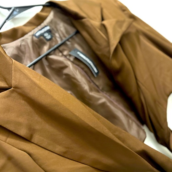 PRETTY LITTLE THING CUT OUT ROMPER ( SIZE8) - Picture 5 of 5